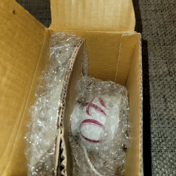 40th Teacup and Saucer - Picture 8 of 8